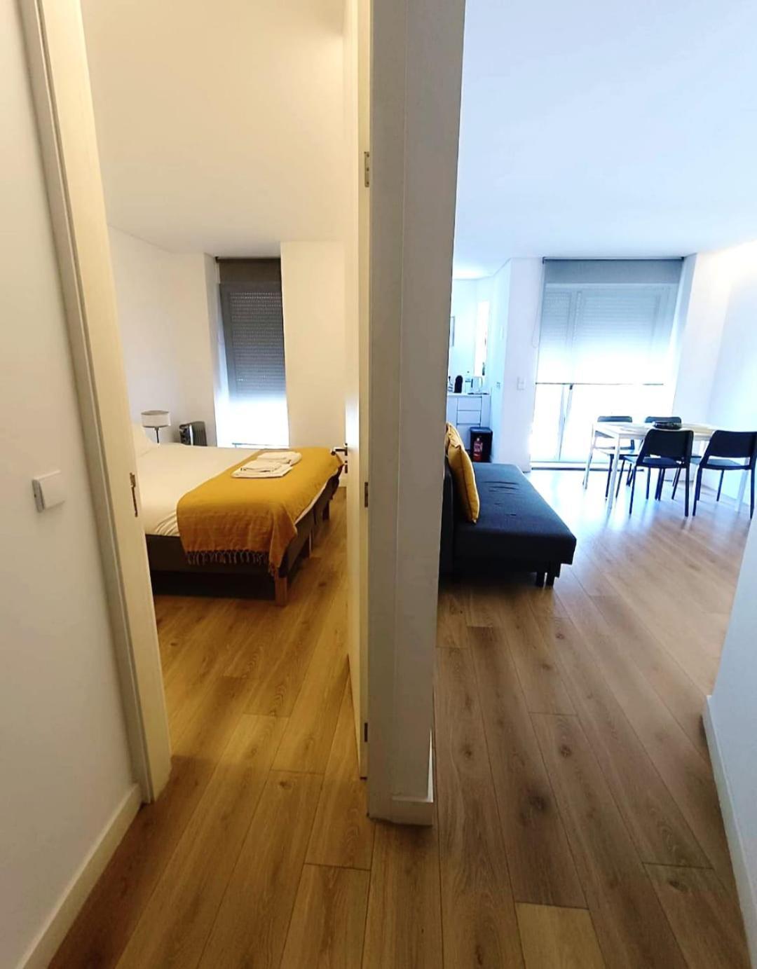Camoes Appartments Porto Luaran gambar